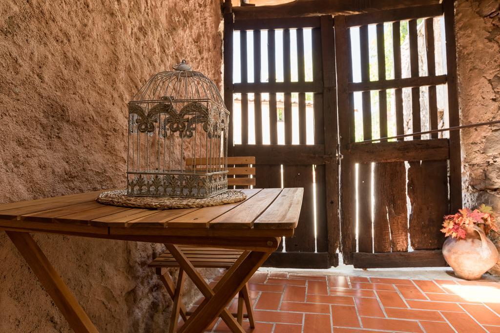 Sant Pere Despuig Can Sola La Vall De Bianya المظهر الخارجي الصورة